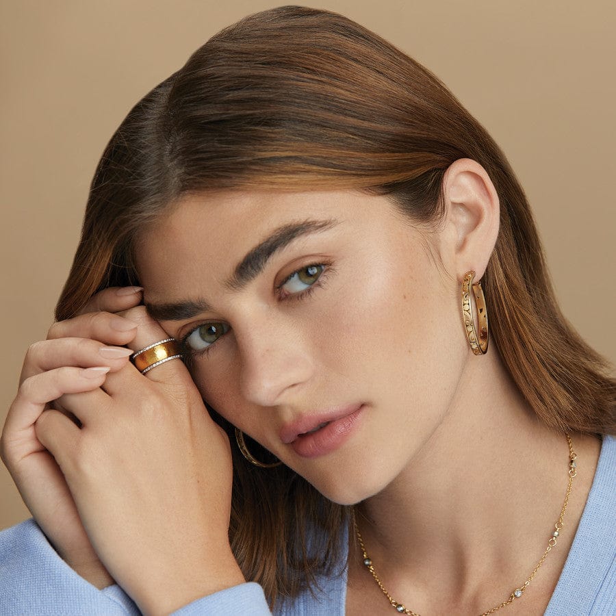 Illumina Petite Collar Necklace - Image 7