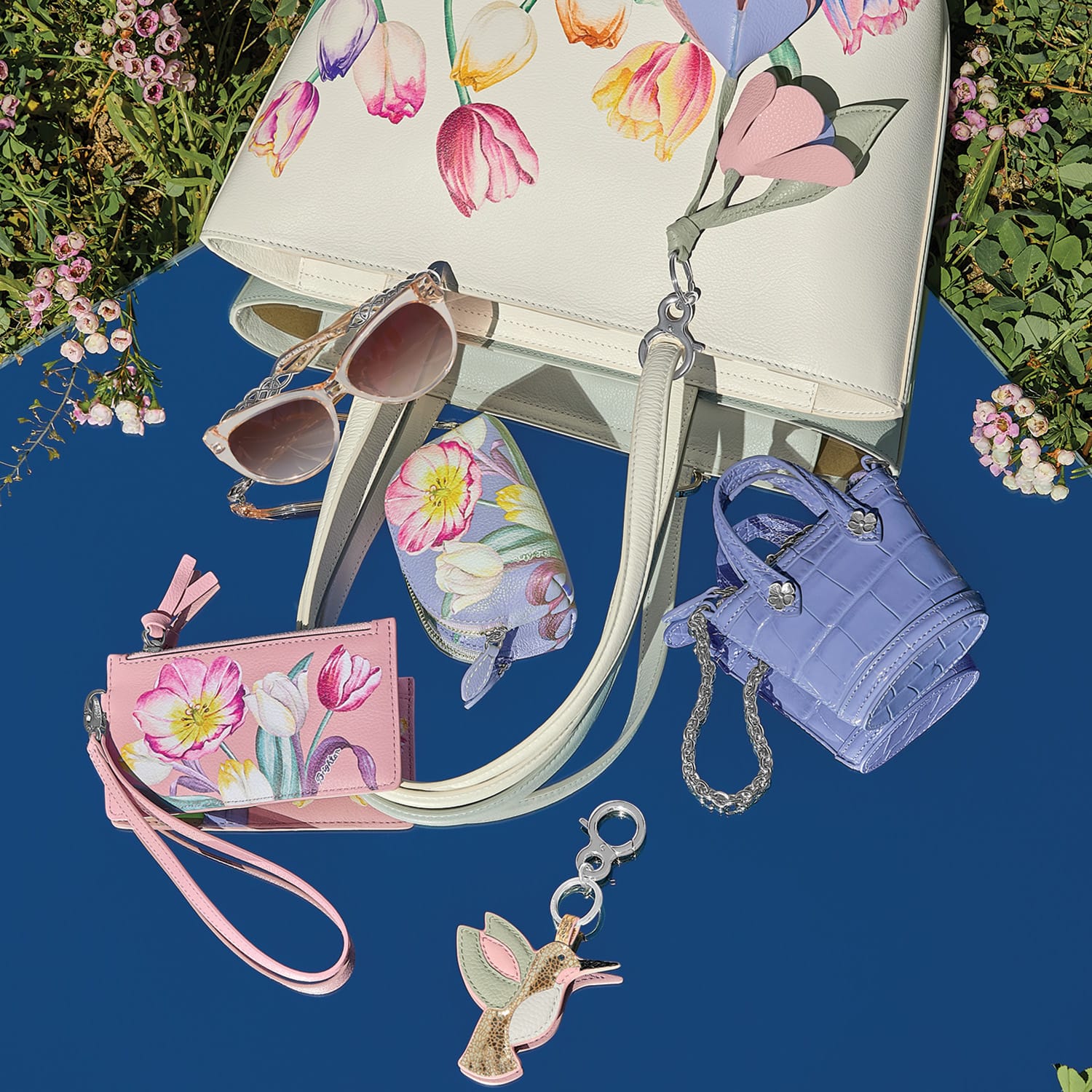 La Tulipe Hummingbird Handbag Fob - Image 3
